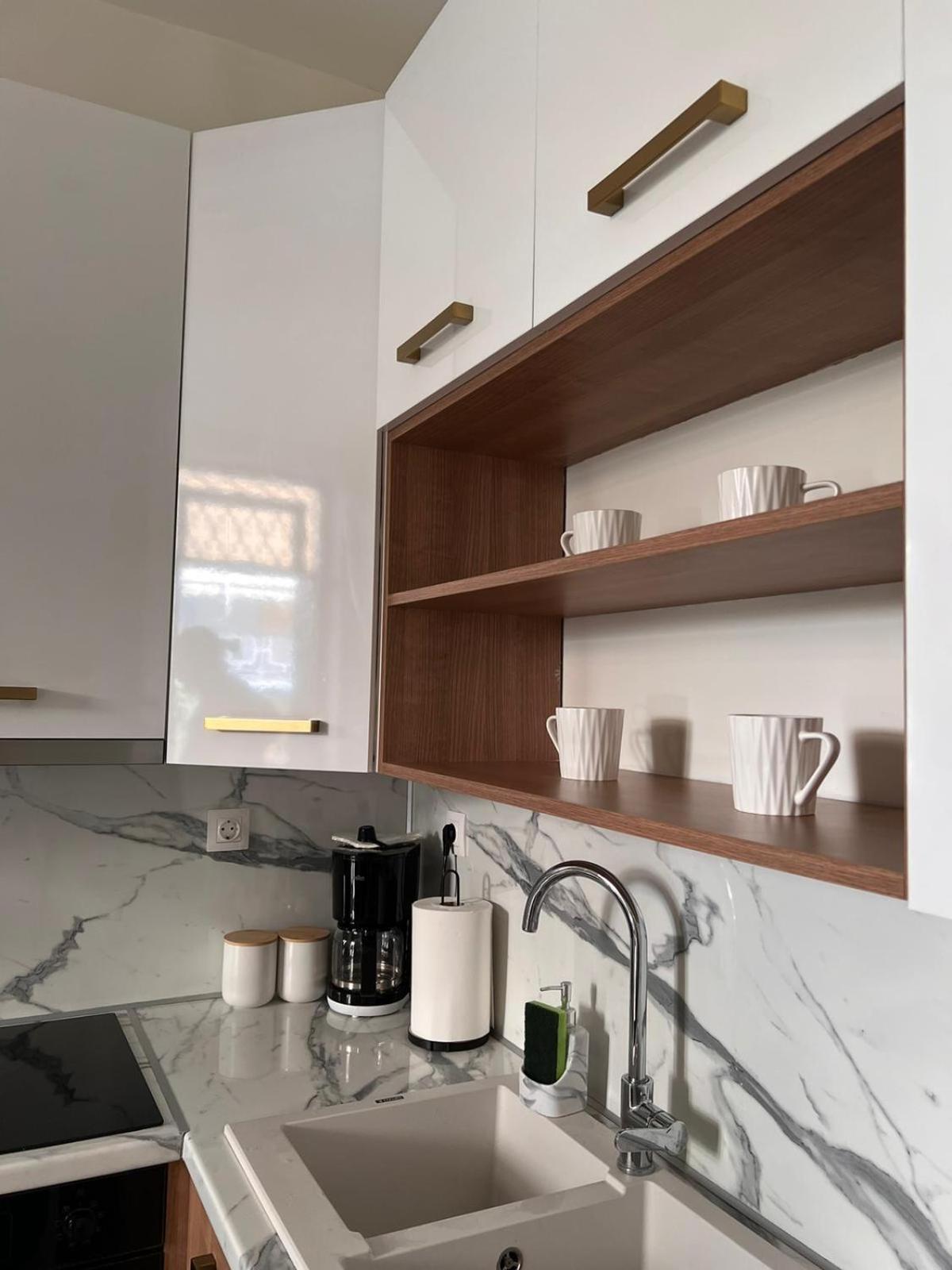 Modh Centre - Entire Apartment *